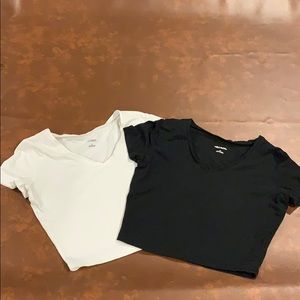 1 Black and 1 White V-neck Cropped Tshirts!